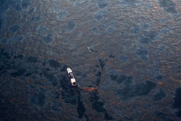 A 10 años del peor derrame de petróleo en el Golfo de México A 10 años del peor derrame de petróleo en el Golfo de México - Sputnik Mundo