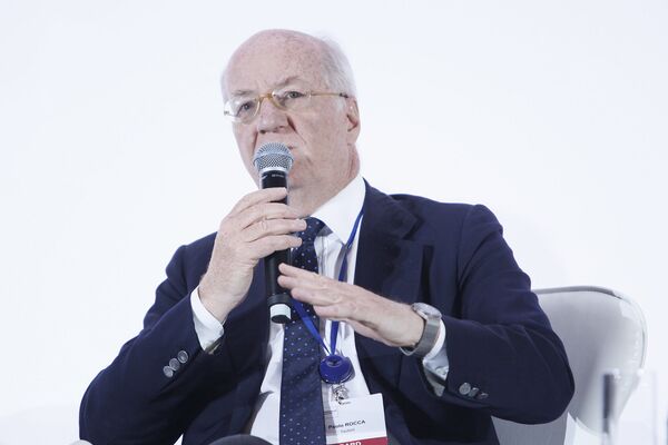 ¿Quiénes son los Rocca, responsables de profundizar la crisis de COVID-19 en Italia y América Latina? - Sputnik Mundo