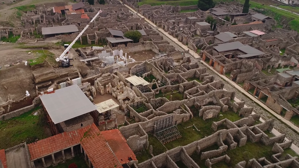 Un sitio arqueológico de Pompeya a vista de pájaro - Sputnik Mundo