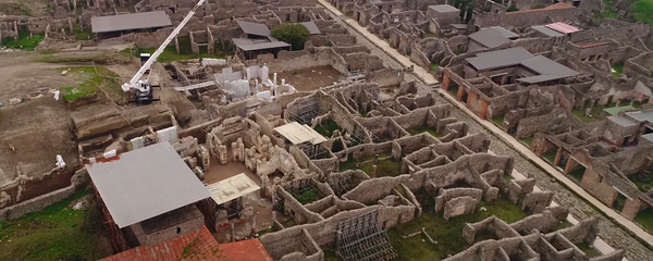 Un sitio arqueológico de Pompeya a vista de pájaro - Sputnik Mundo