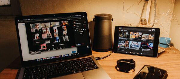 Una videollamada (imagen referencial) - Sputnik Mundo