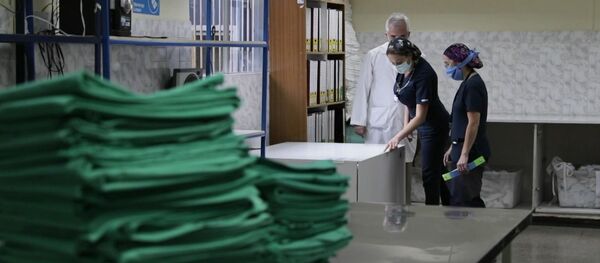 Un nuevo dispositivo de desinfección ayuda a Chile a luchar contra el COVID-19 - Sputnik Mundo