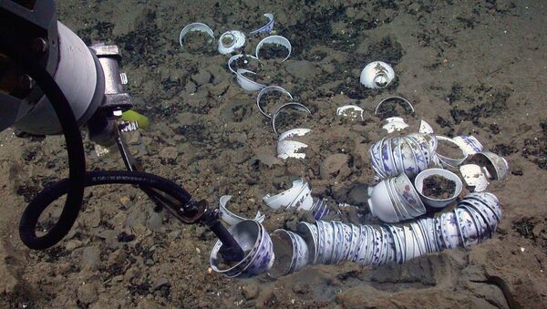 El hallazgo de lujosa porcelana china en el fondo del mar del Levante - Sputnik Mundo