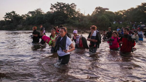 Migrantes centroamericanos (archivo) - Sputnik Mundo