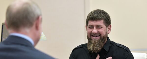 Ramzán Kadírov y Vladímir Putin - Sputnik Mundo