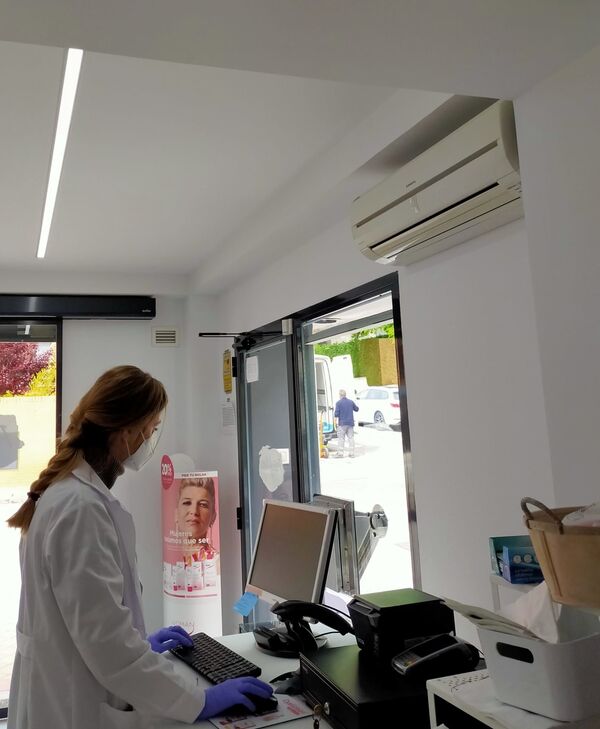 No veo ético hacer negocio de los productos sanitarios de primera necesidad - Sputnik Mundo