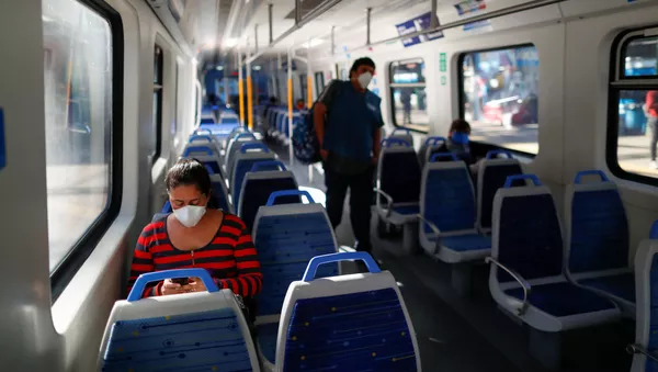 Un tren en Buenos Aires, Argentina - Sputnik Mundo