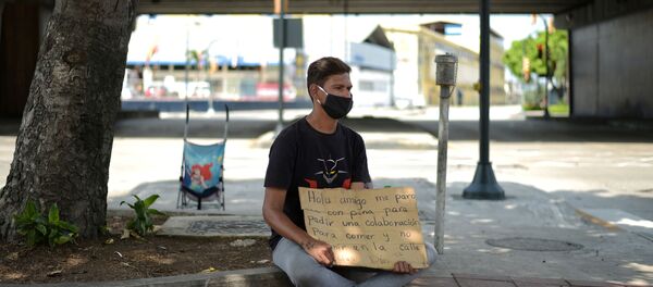 Un migrante venezolano durante el brote del coronavirus Un migrante venezolano durante el brote del coronavirus - Sputnik Mundo
