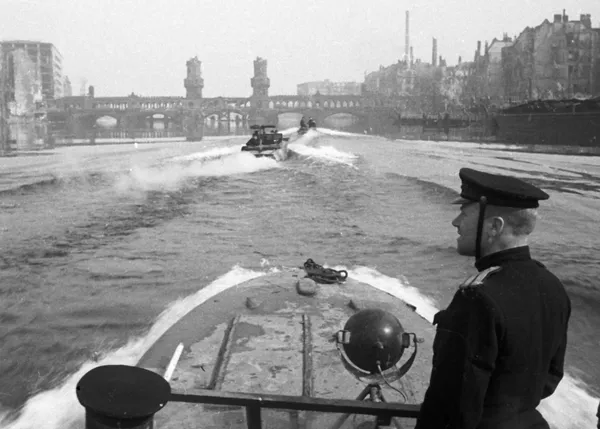 Las instantáneas históricas de la Batalla de Berlín - Sputnik Mundo