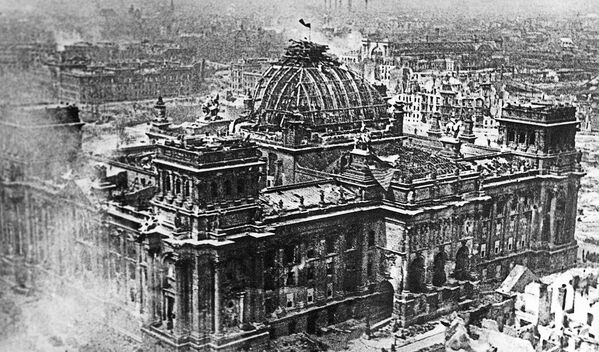 Las instantáneas históricas de la Batalla de Berlín Las instantáneas históricas de la Batalla de Berlín - Sputnik Mundo