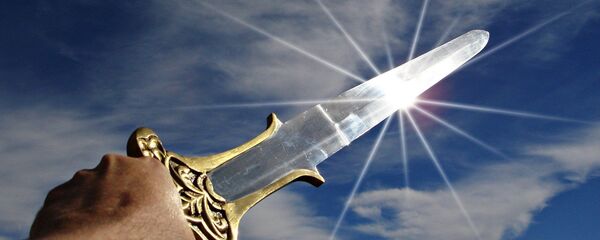 Una espada (imagen referencial) - Sputnik Mundo