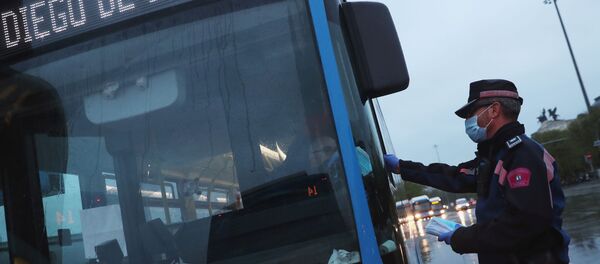 Un autobús en Madrid - Sputnik Mundo