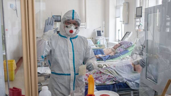 Un hospital con pacientes con coronavirus en Rusia Un hospital con pacientes con coronavirus en Rusia - Sputnik Mundo