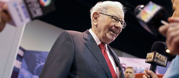 Warren Buffett, magnate estadounidense - Sputnik Mundo