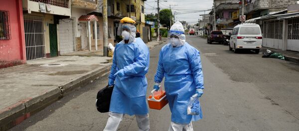 Médicos en Guayaquil, Ecuador - Sputnik Mundo