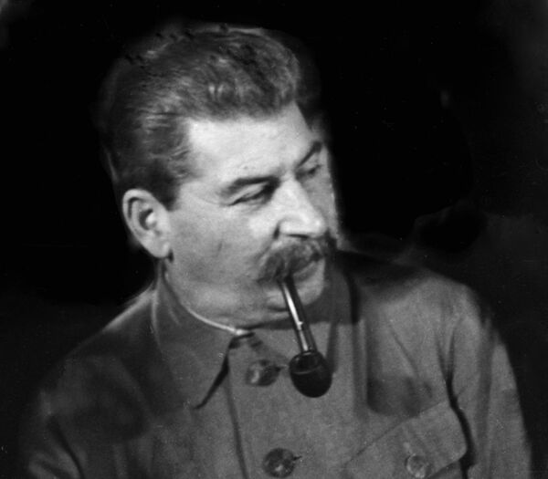La Segunda Guerra Mundial a través de los ojos de nuestros corresponsales: la cámara de Iván Shagin La Segunda Guerra Mundial a través de los ojos de nuestros corresponsales: la cámara de Iván Shagin - Sputnik Mundo