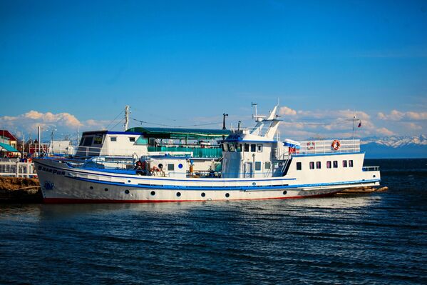 El lago Baikal se despierta en primavera - Sputnik Mundo