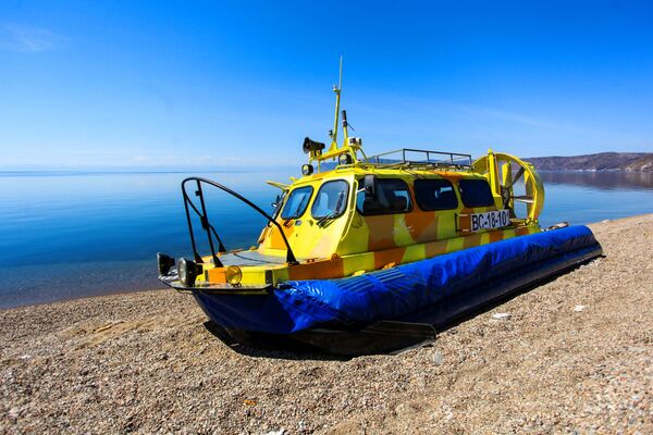 El lago Baikal se despierta en primavera - Sputnik Mundo