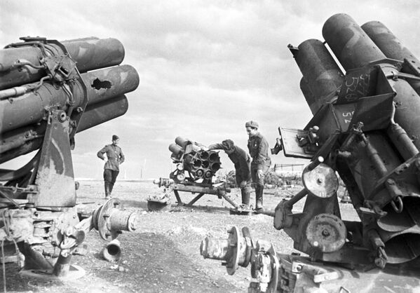 Tragedia y heroísmo del pueblo de la URSS en las imágenes de la Segunda Guerra Mundial - Sputnik Mundo