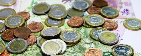Pesos argentinos (imagen referencial) - Sputnik Mundo