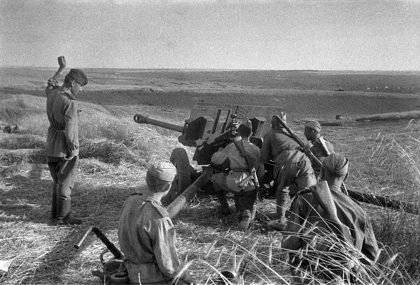 Tragedia y heroísmo del pueblo de la URSS en las imágenes de la Segunda Guerra Mundial - Sputnik Mundo