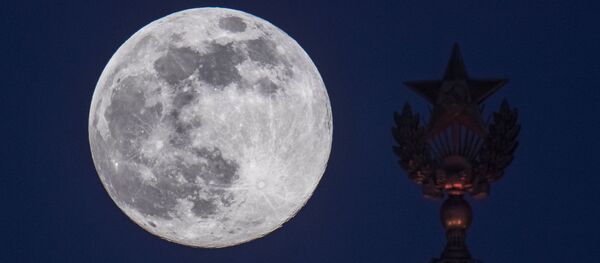 La Luna vista desde Moscú (archivo) - Sputnik Mundo