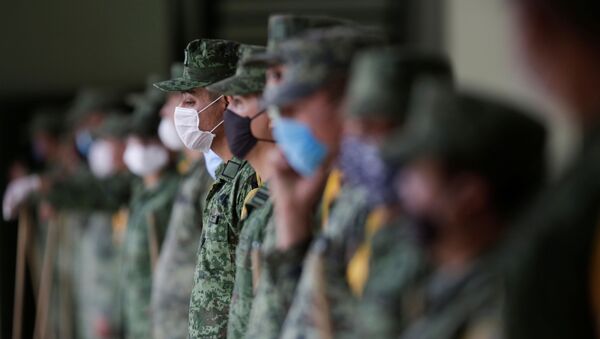 Militares mexicanos durante la pandemia de COVID-19 - Sputnik Mundo