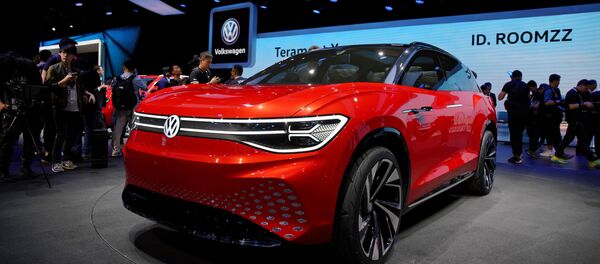 SUV ID. ROOMZZ, el automóvil eléctrico de VW - Sputnik Mundo