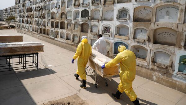 Un cementerio en Lima, Perú - Sputnik Mundo