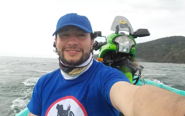 El MotoNauta en bote de Colombia a Panamá, a través de las 365 islas de San Blas para sortear el Tapón del Darién El MotoNauta en bote de Colombia a Panamá, a través de las 365 islas de San Blas para sortear el Tapón del Darién - Sputnik Mundo