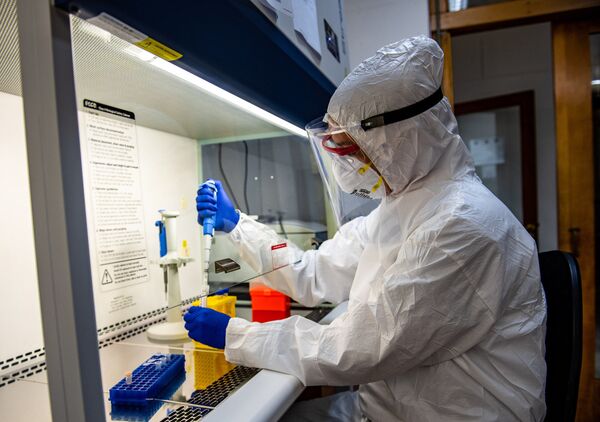 COVID-19: a la caza de los asintomáticos y presintomáticos en Chile - Sputnik Mundo