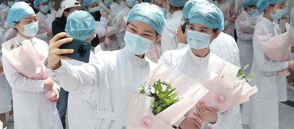 Médicas de Wuhan, China - Sputnik Mundo