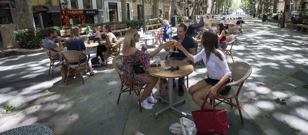 Terraza abierta en Palma de Mallorca Terraza abierta en Palma de Mallorca - Sputnik Mundo