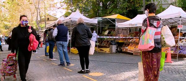 Buenos Aires empieza a despertar de su letargo tras semanas de bloqueo por el virus Buenos Aires empieza a despertar de su letargo tras semanas de bloqueo por el virus - Sputnik Mundo