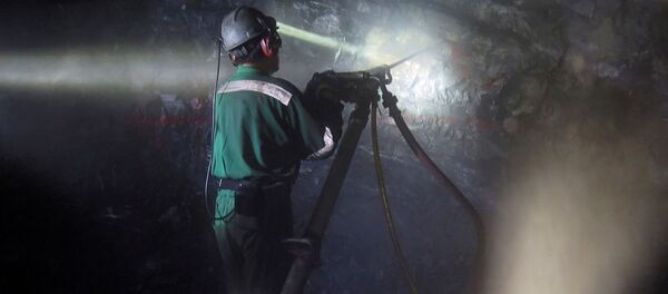 Trabajador de una minería (imágen referencial) - Sputnik Mundo