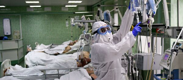 La lucha que no para: la sección anti-COVID-19 de un hospital  de Moscú desde dentro - Sputnik Mundo
