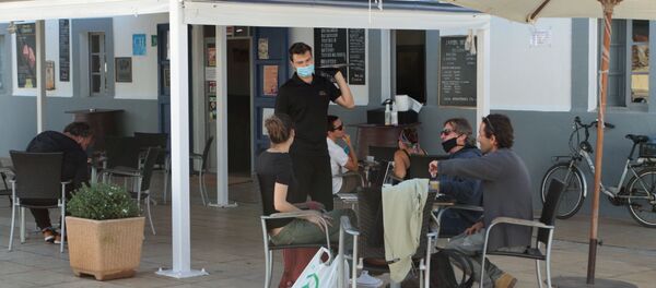 Desconfinamiento tras la cuarentena por coronavirus en la isla Formentera, España - Sputnik Mundo