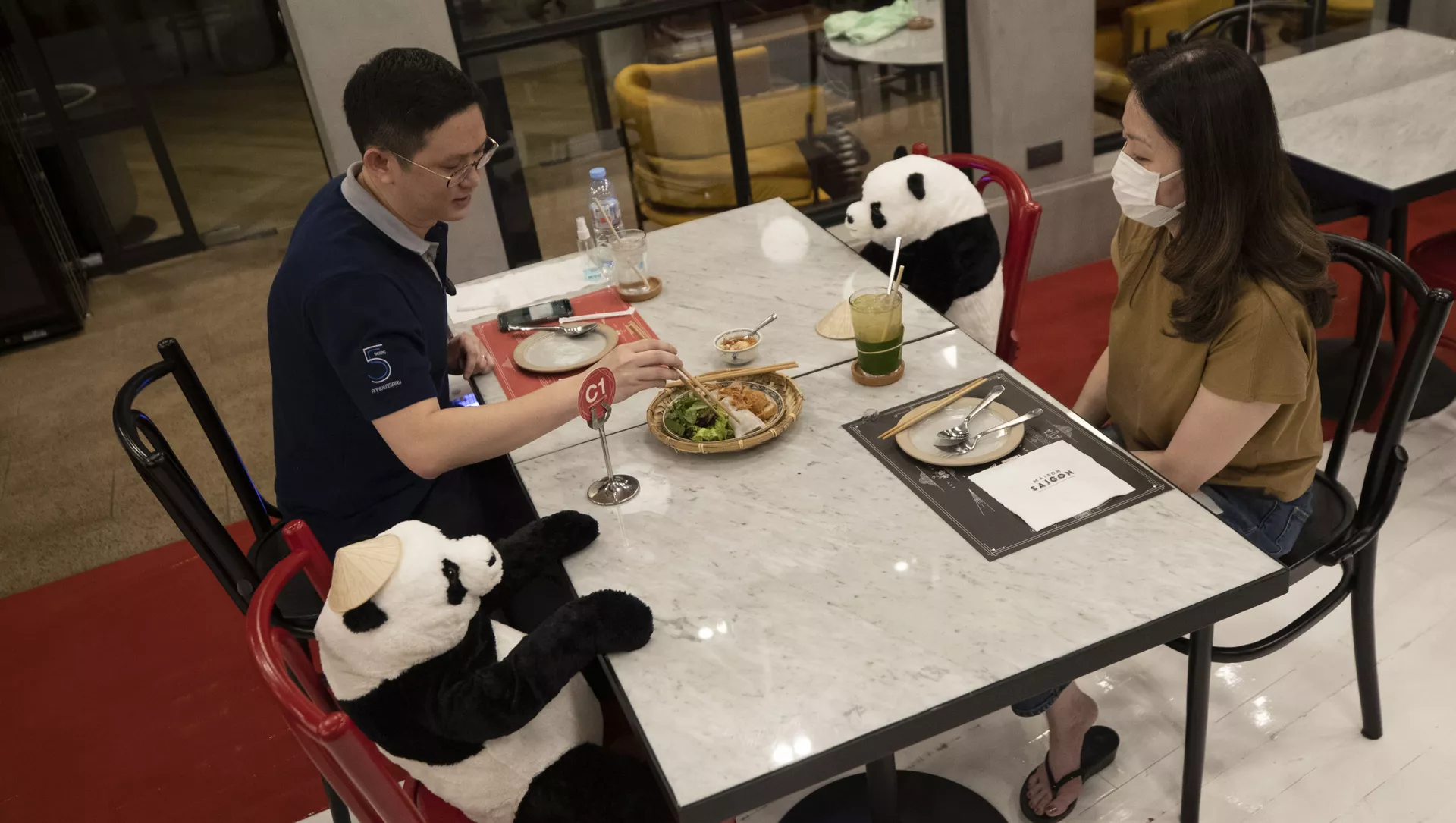 Los restaurantes en la época post-COVID-19: una experiencia distinta 

