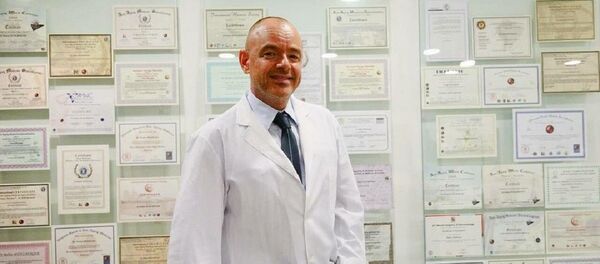 Médico Rubén Mühlberger - Sputnik Mundo