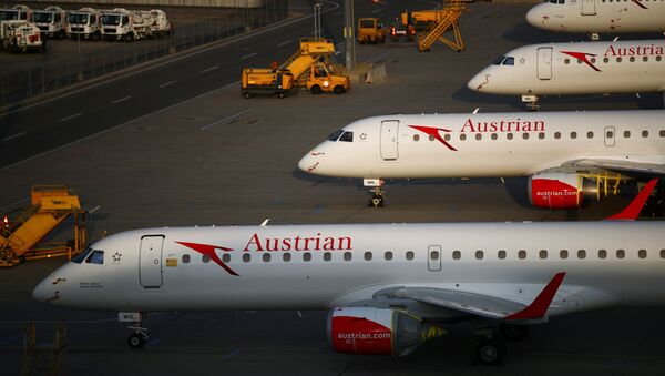 Aeronaves en el aeropuerto de Viena Aeronaves en el aeropuerto de Viena - Sputnik Mundo