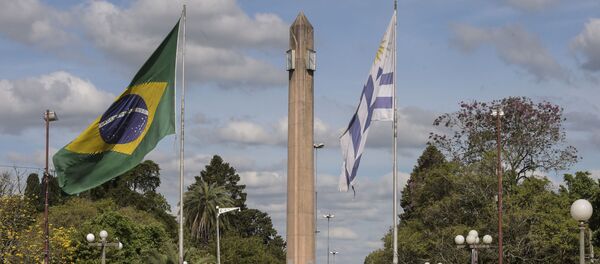 Frontera entre Brasil y Uruguay - Sputnik Mundo