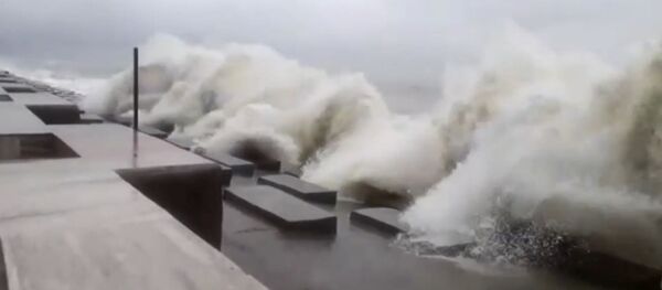 El ciclón Amphal toca tierra en la bahía de Bengala - Sputnik Mundo