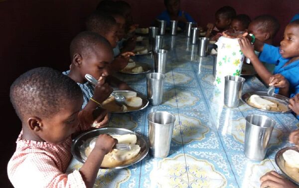 Niños pigmeos Niños pigmeos - Sputnik Mundo