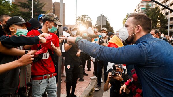 Protesta contra Sánchez - Sputnik Mundo