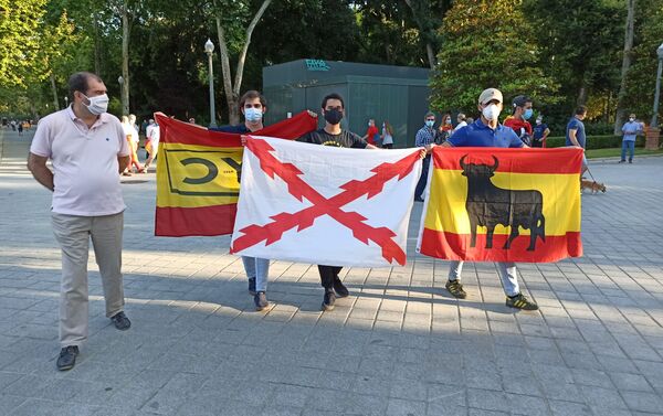 Cacerolada contra el Gobierno en Sevilla - Sputnik Mundo