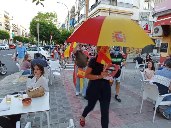 Las caceroladas se extienden por toda España sin respuesta legal a la amenaza sanitaria Las caceroladas se extienden por toda España sin respuesta legal a la amenaza sanitaria - Sputnik Mundo
