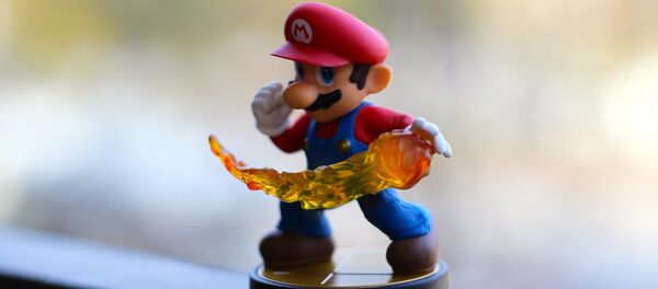 Un muñeco de Super Mario Bros - Sputnik Mundo