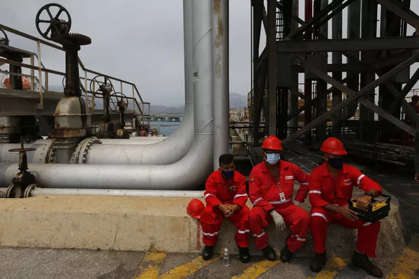 Llega a Venezuela el primero de los cinco buques petroleros enviados desde Irán

 - Sputnik Mundo