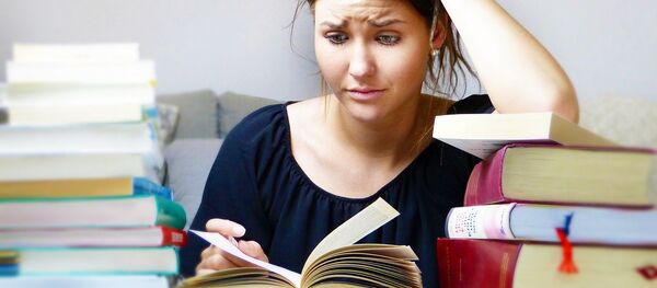 Una estudiante Una estudiante - Sputnik Mundo