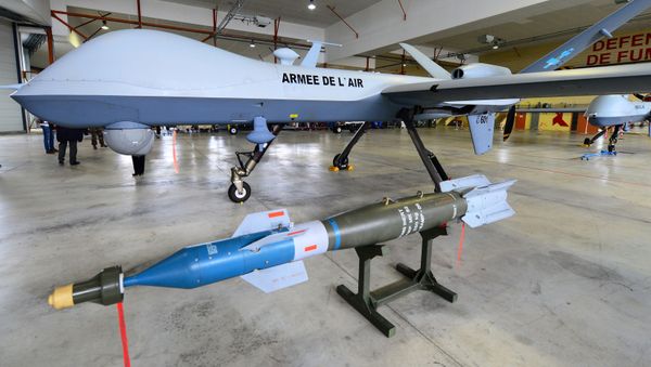 El dron del Ejército del Aire francés MQ-9 Reaper con una bomba GBU-12 Paveway El dron del Ejército del Aire francés MQ-9 Reaper con una bomba GBU-12 Paveway - Sputnik Mundo